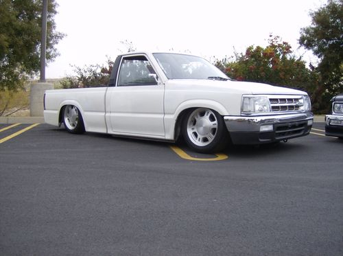 1989 Mazda B Series Truck