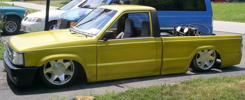 1986 Mazda B Series Truck