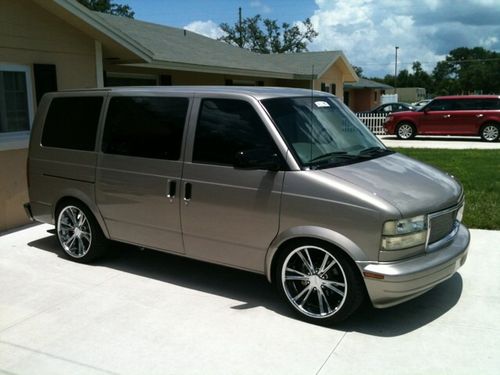 2005 GMC safari