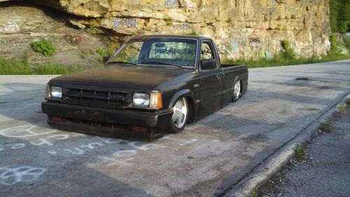 1989 Mazda B Series Truck