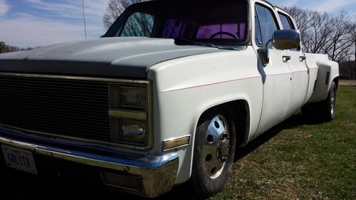 1982 GMC C30