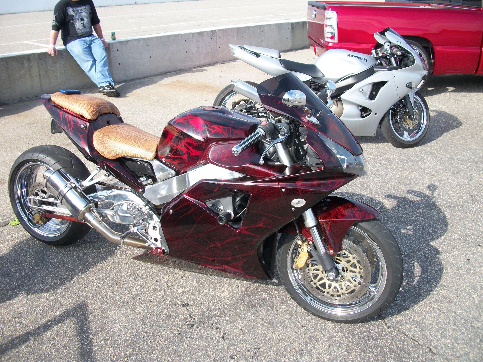 Full View