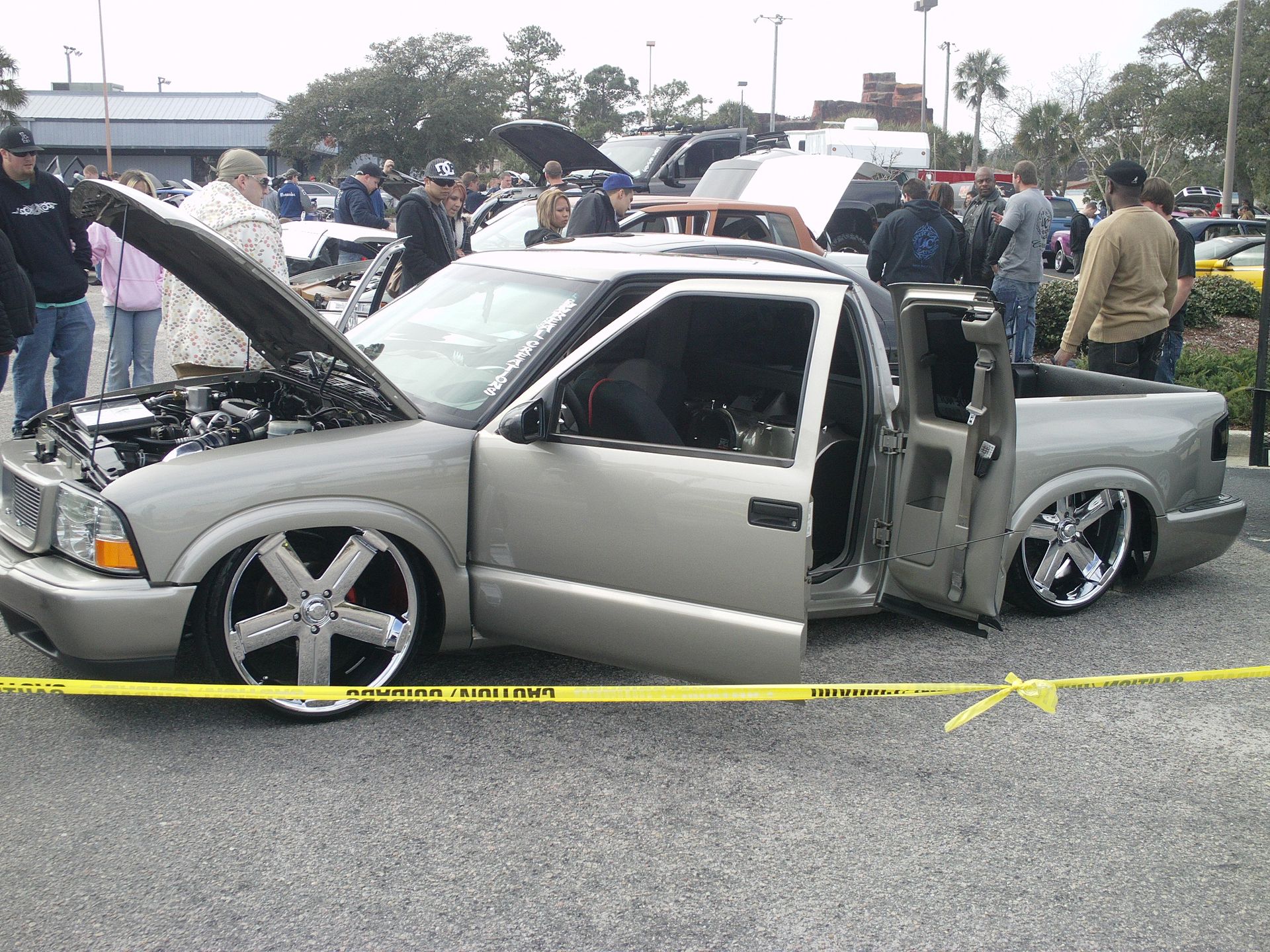 Full View