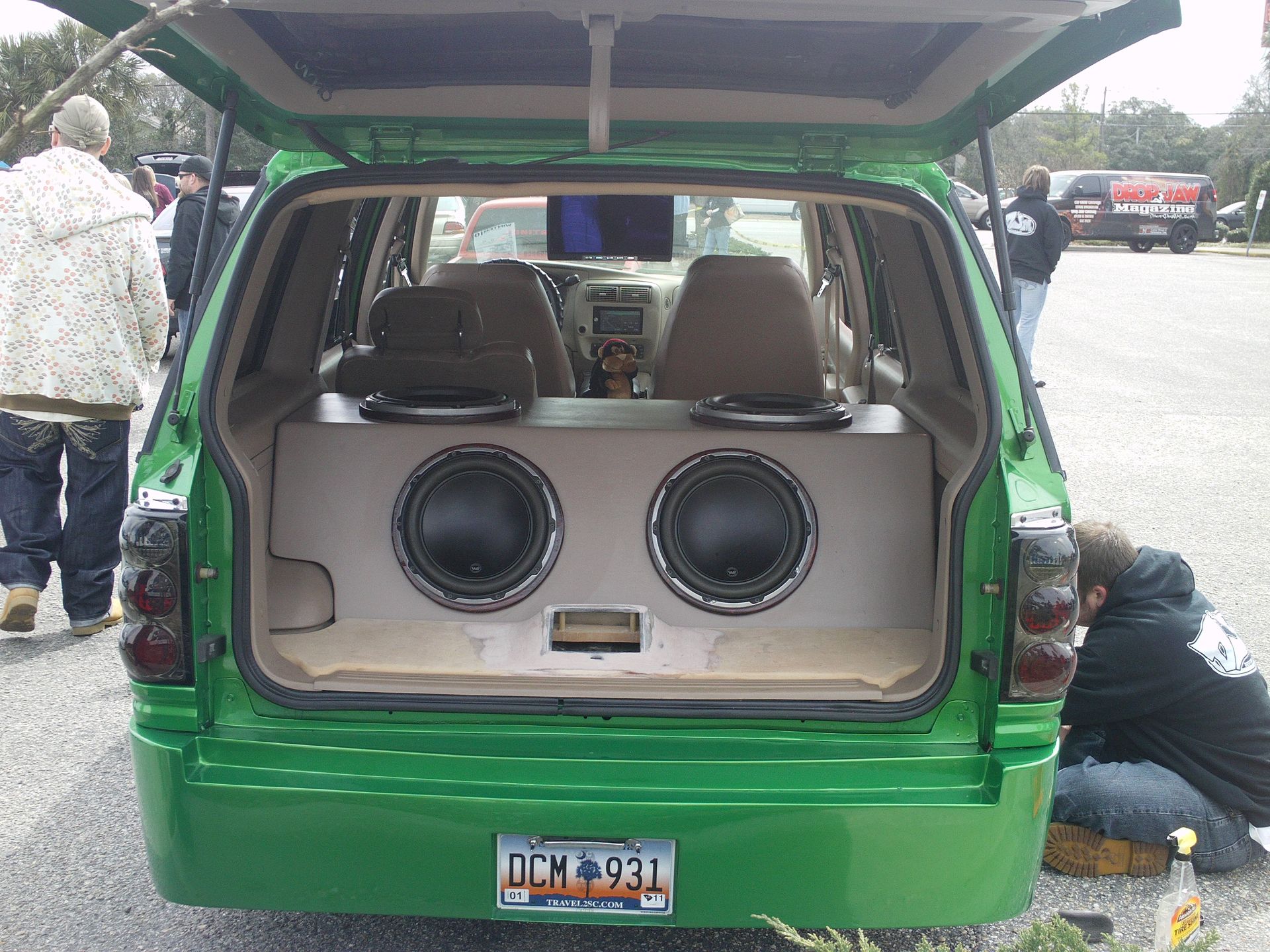 Full View