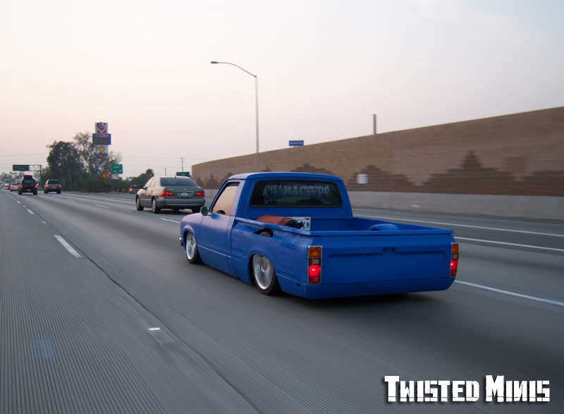 thread post photo