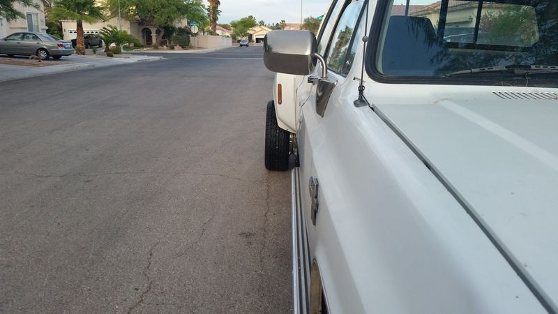 thread post photo
