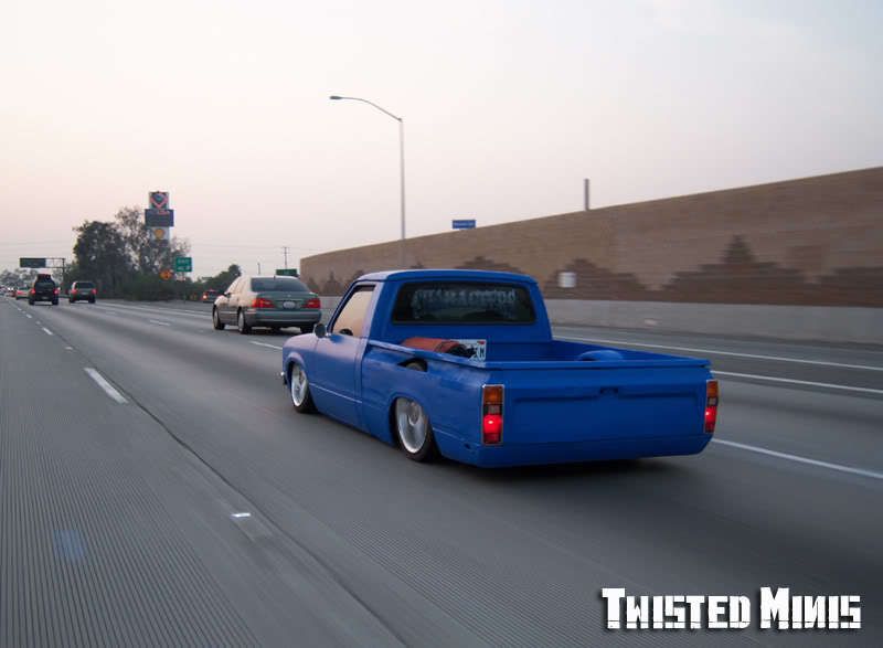 thread post photo