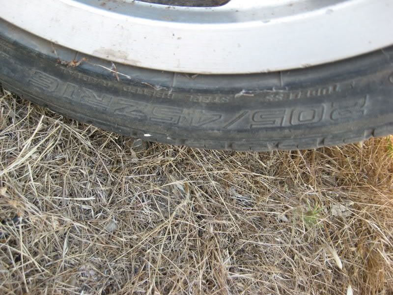 thread post photo