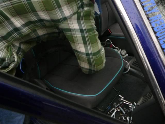 thread post photo