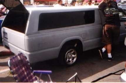 1989 Mazda B2600