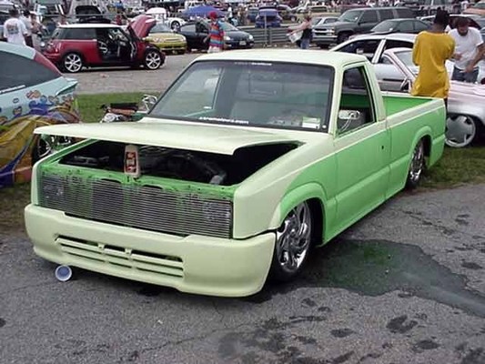 1988 Mazda B2200
