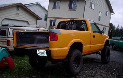 2000 Chevrolet S-10