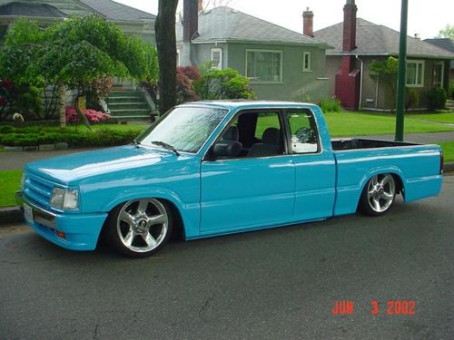1988 Mazda B2200