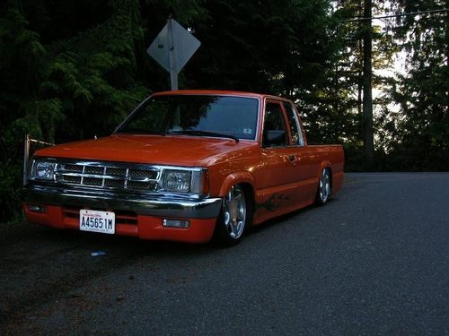 1988 Mazda B2200