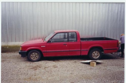 1990 Mazda B2200