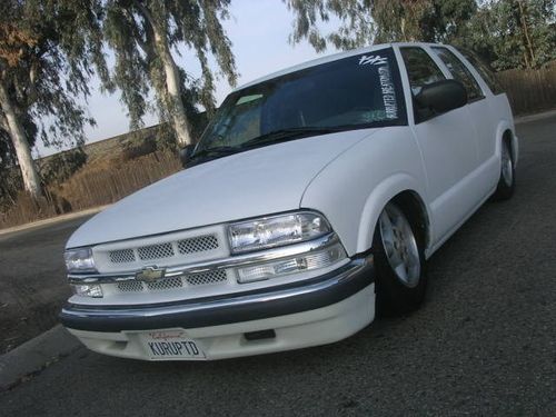 2000 Chevrolet S-10 Blazer