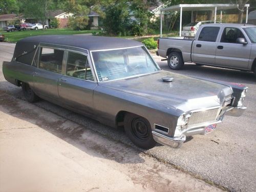 lumbrjak472s 1968 Cadillac Hearse