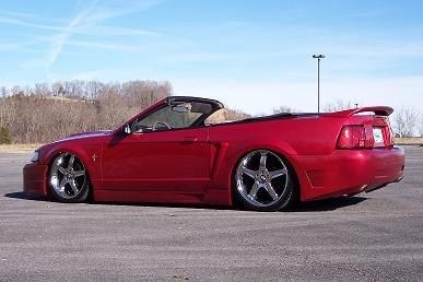 2000 Ford Mustang