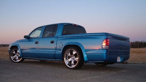 2000 Dodge Dakota Quad-Cab