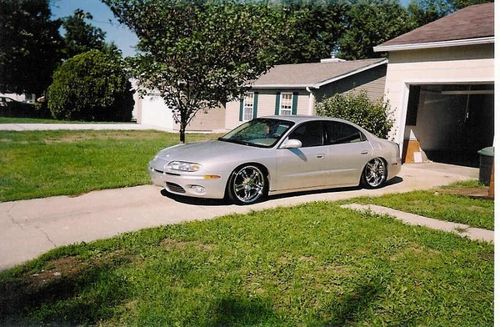 redjrocks 2001 Oldsmobile Aurora