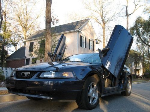 2003 Ford Mustang
