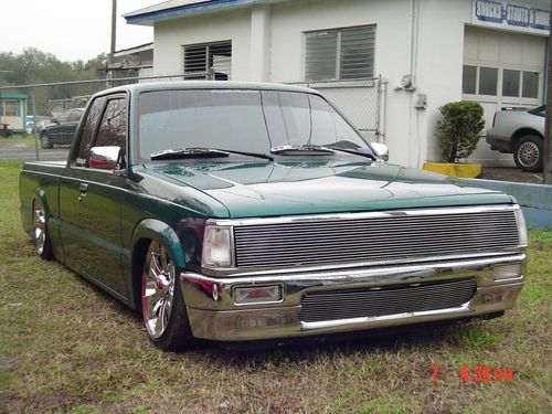 1990 Mazda B2200