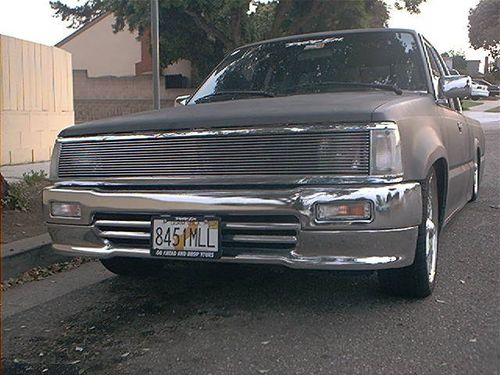 1989 Mazda B2200