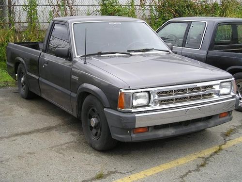 1990 Mazda B2200