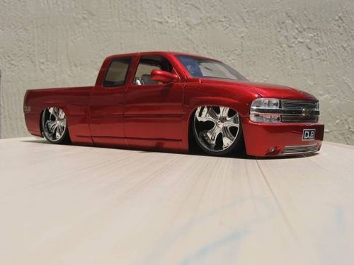 2005 Scale-Models "Toys"