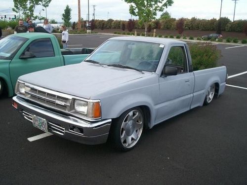 1988 Mazda B2200