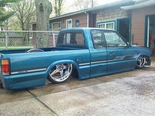 1993 Mazda B2200