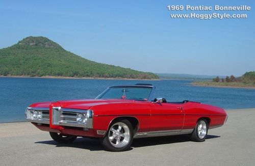 HoggyStyles 1969 Pontiac Bonneville