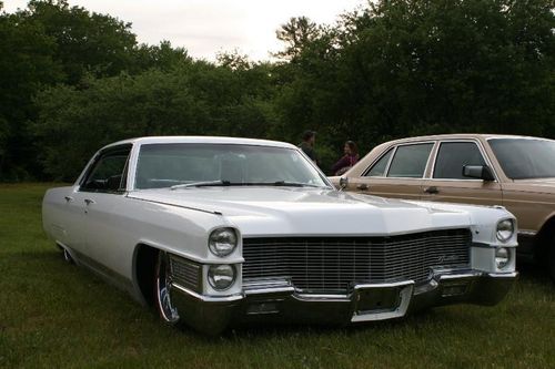 1965 Cadillac Sedan De Ville