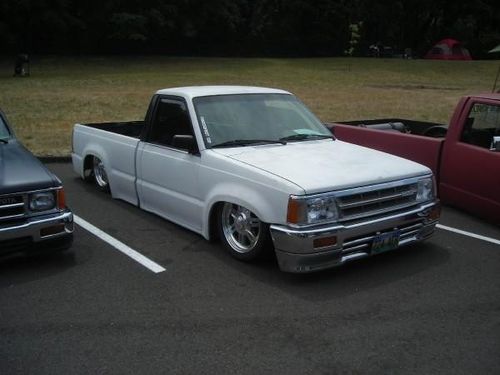 1989 Mazda B2200