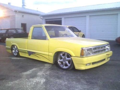 1986 Mazda B2000