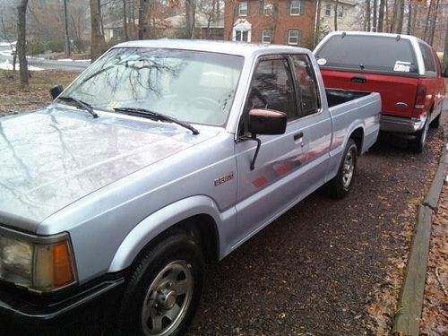 1989 Mazda B2200