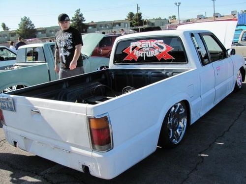 1988 Mazda B2200