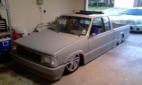 1989 Mazda B2200