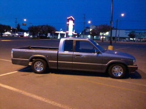 1989 Mazda B2200