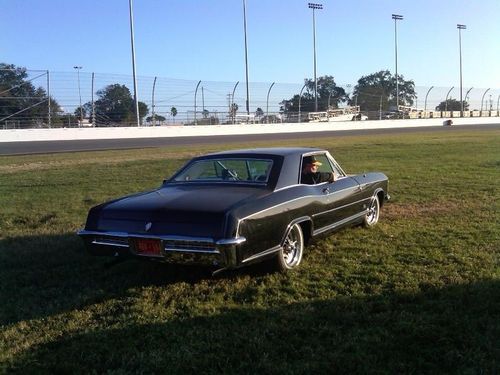 SIC98s 1965 Buick Riviera