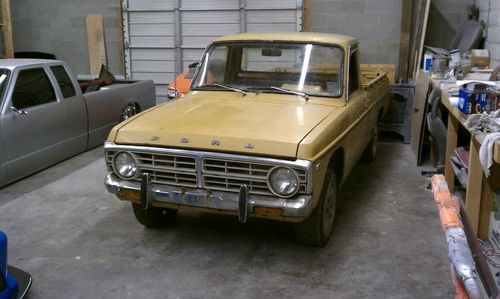 1974 Ford Courier