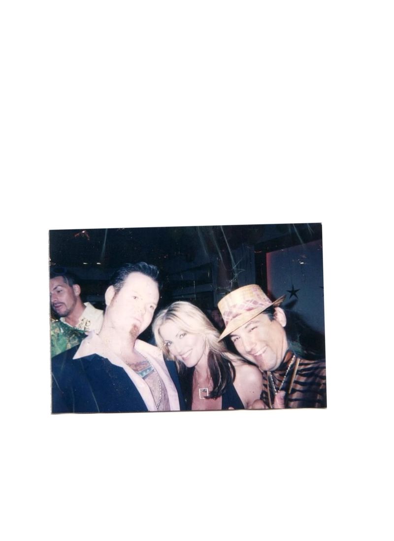 post photo