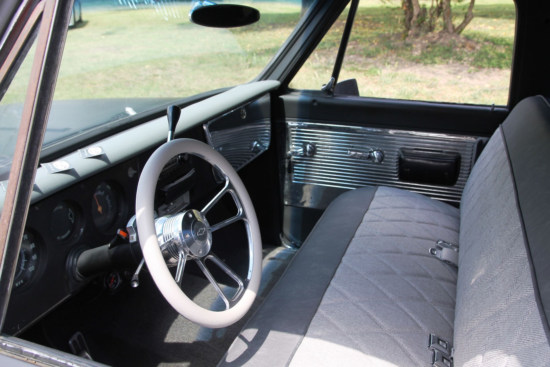 Full View