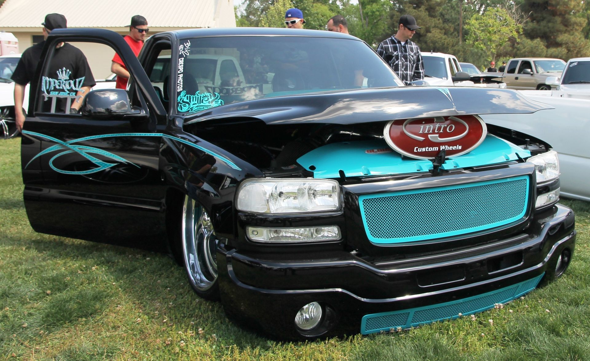 Full View