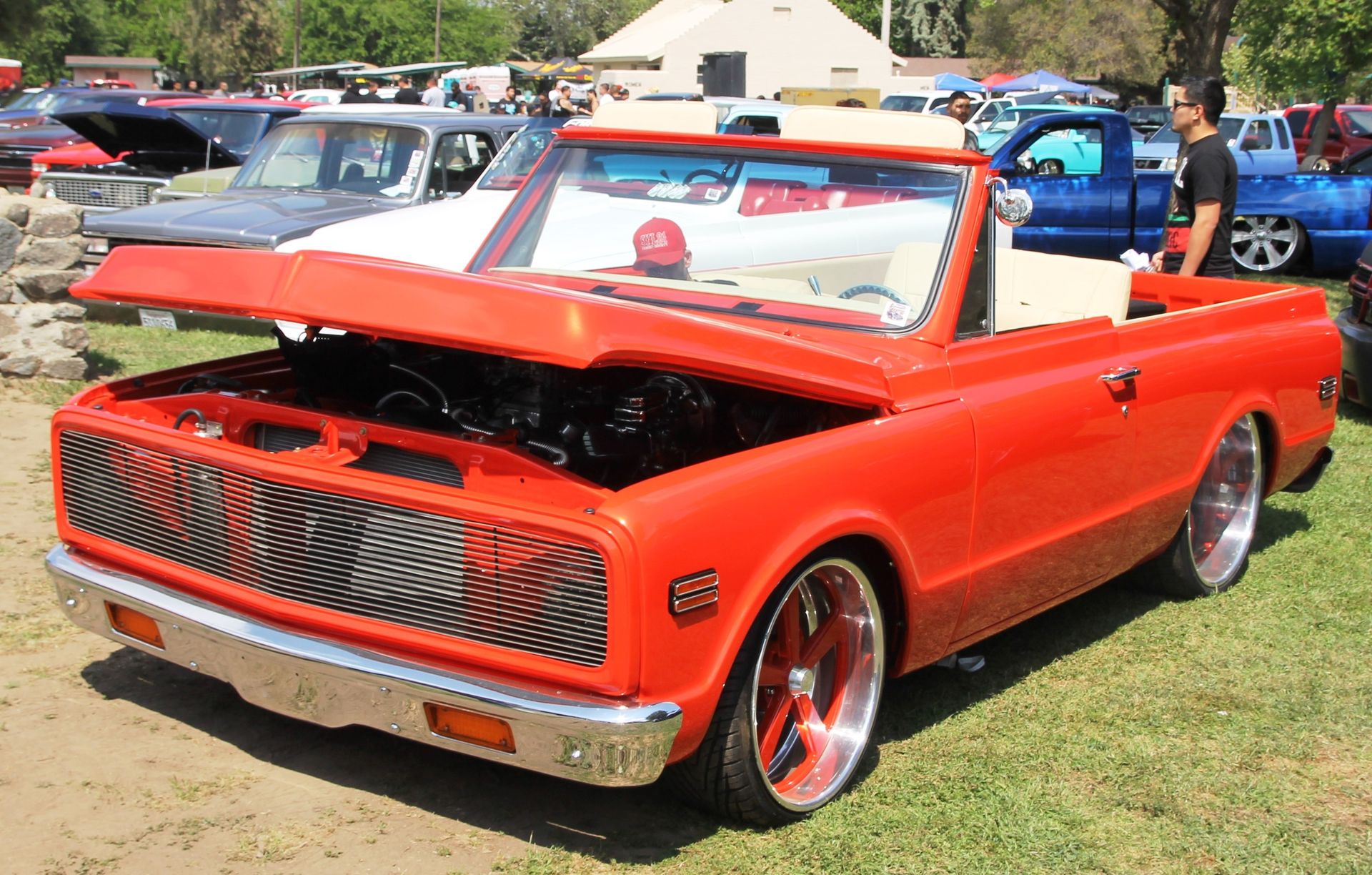 Full View