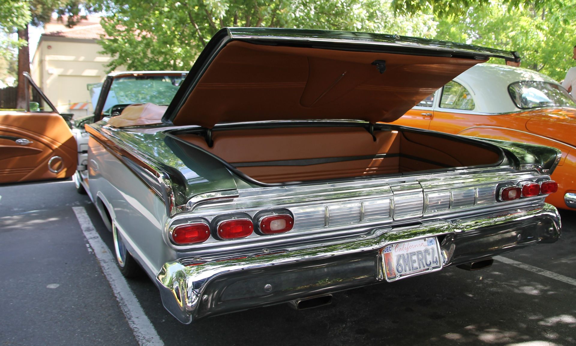 Full View