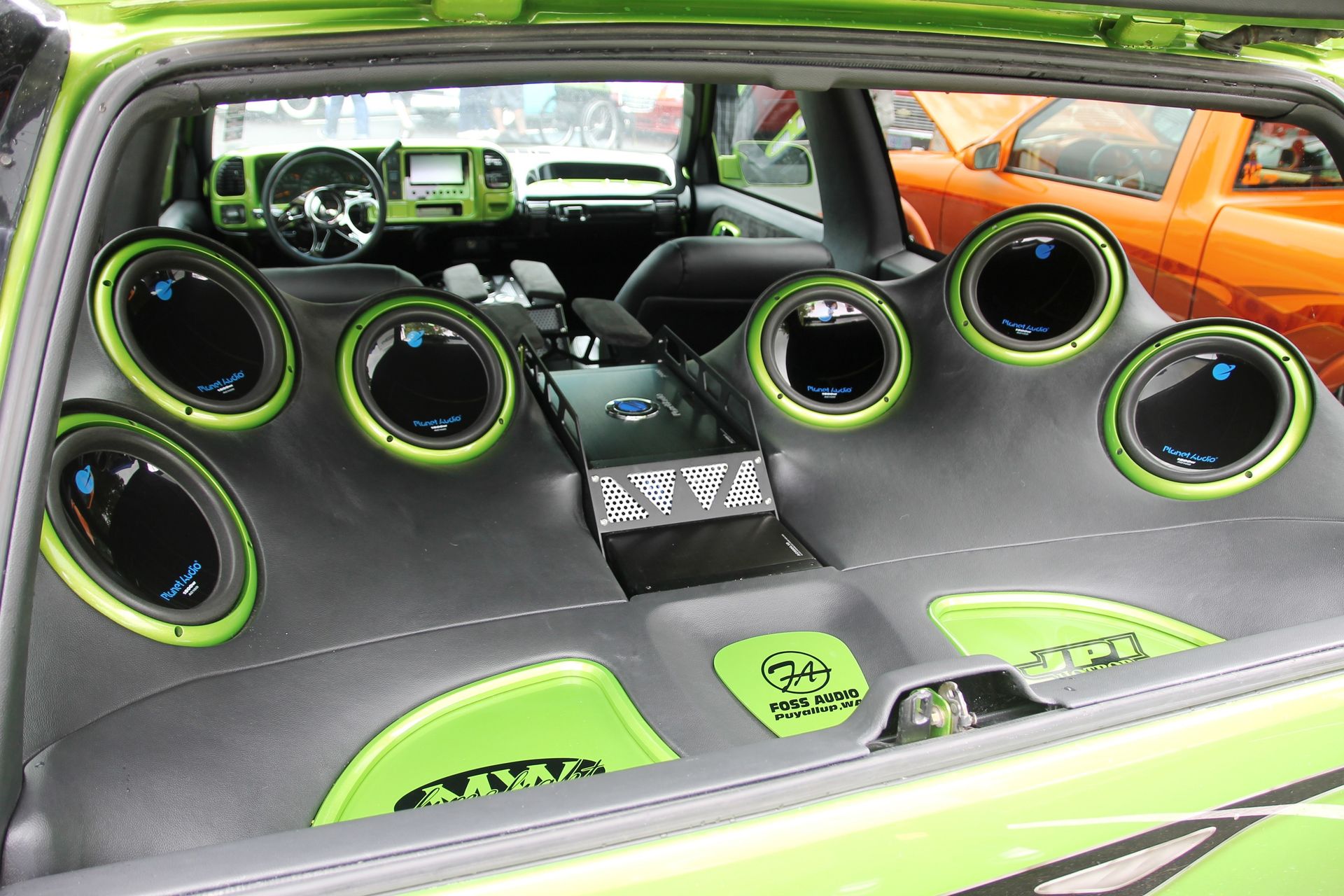 Full View
