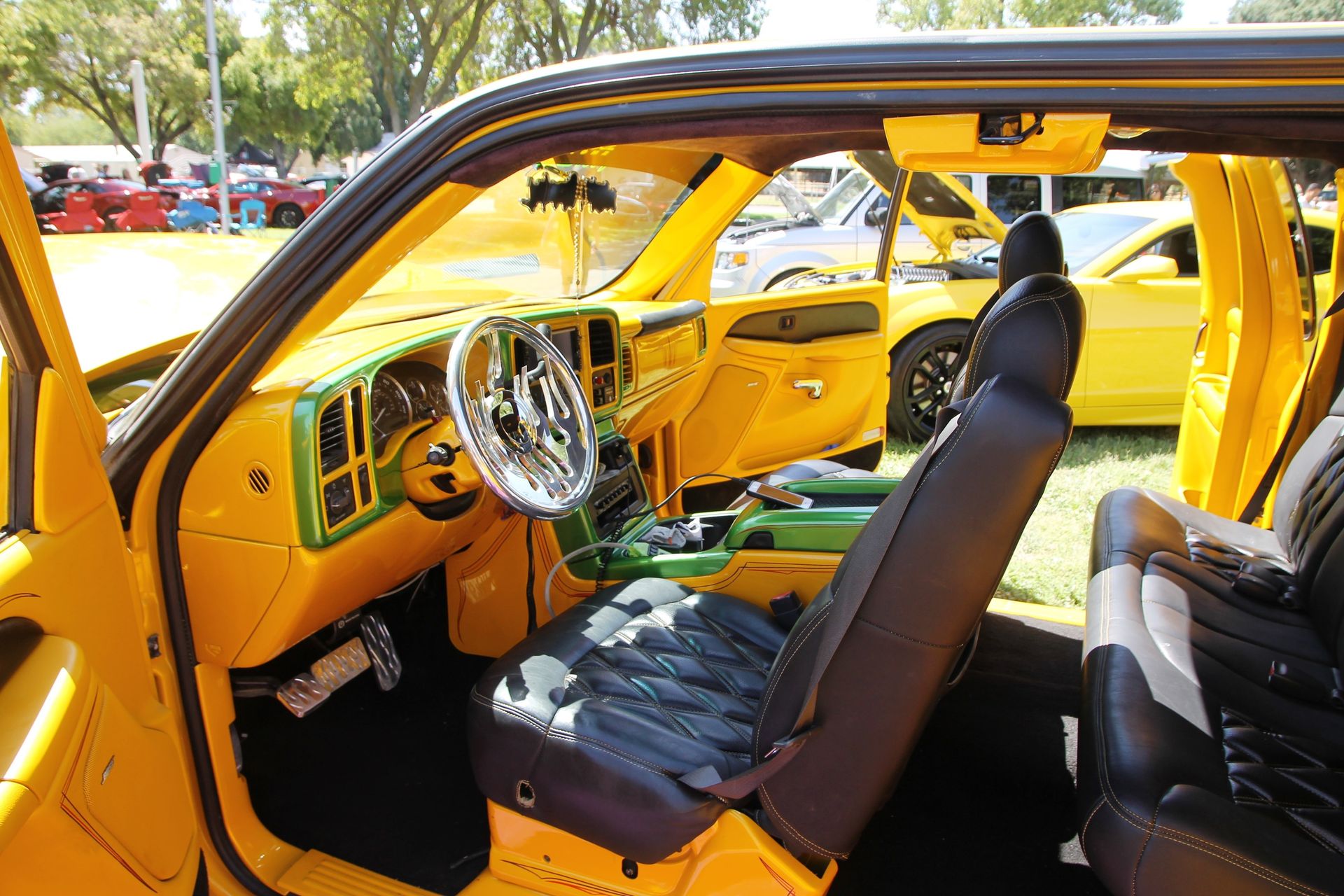 Full View