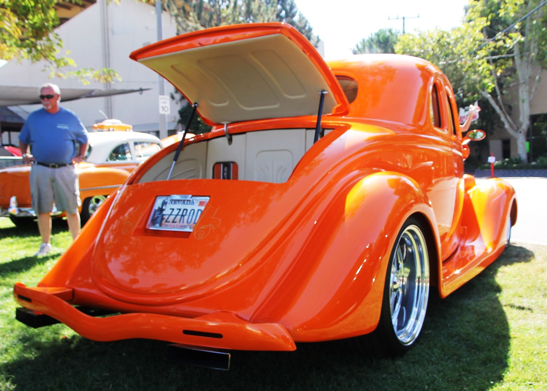 Full View