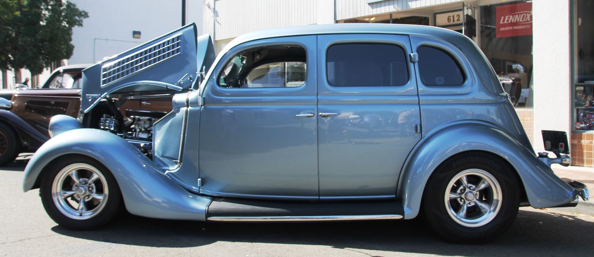 Full View